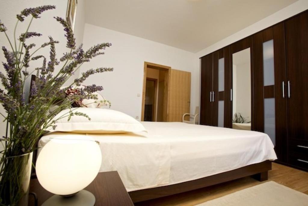 Apartments Grlica Sutivan Zimmer foto